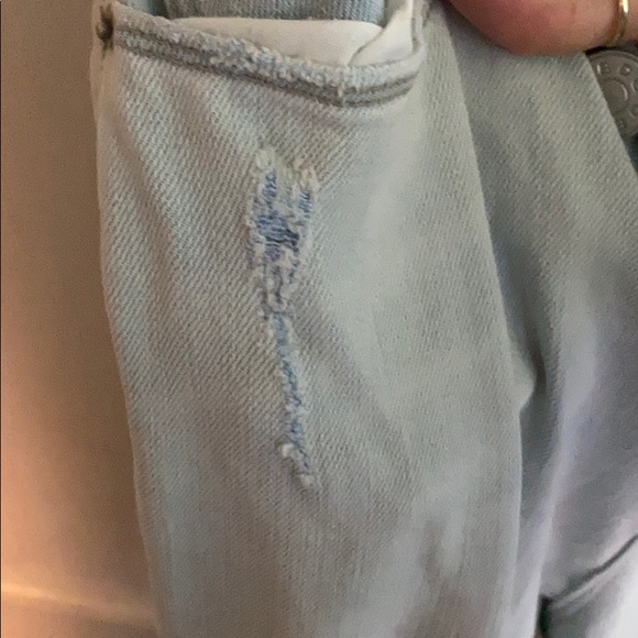 BDG high waisted light jeans - Picture 4 of 10